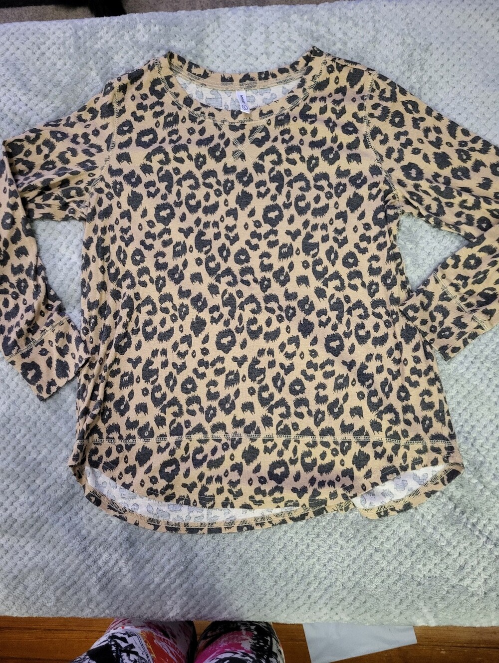 Leopard Print Long Sleeve Tee Sixe Large